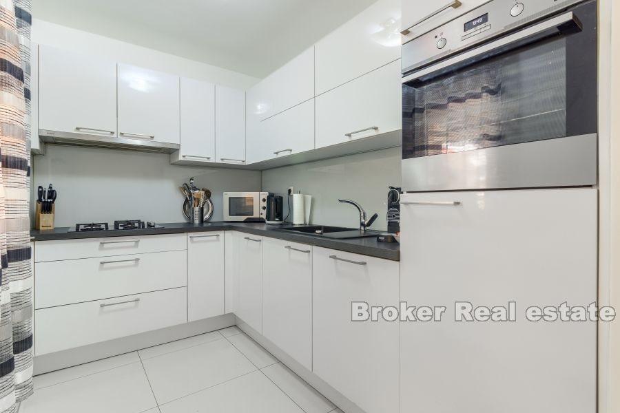 Apartmánový dům s bazénem