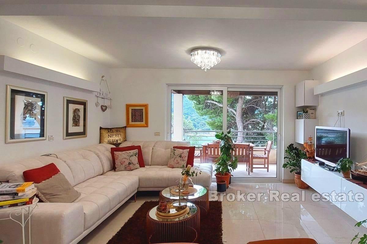 Atraktivní byt, první řada k moři