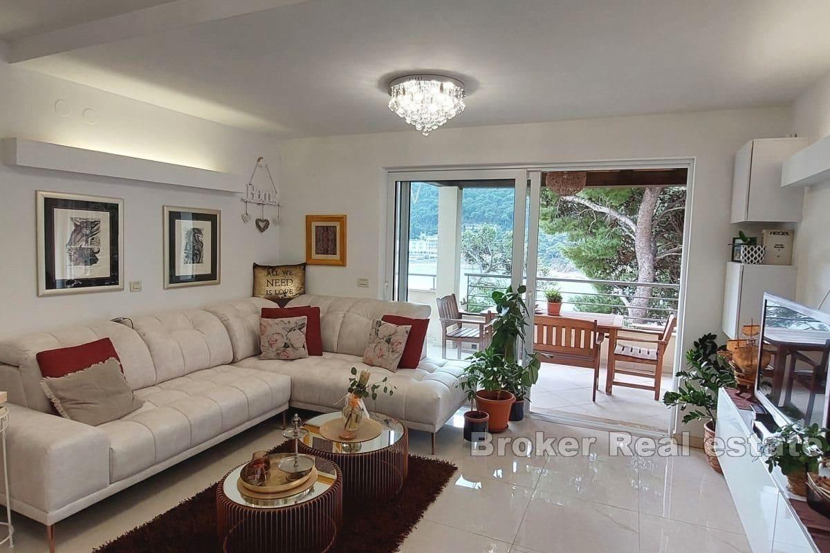 Atraktivní byt, první řada k moři