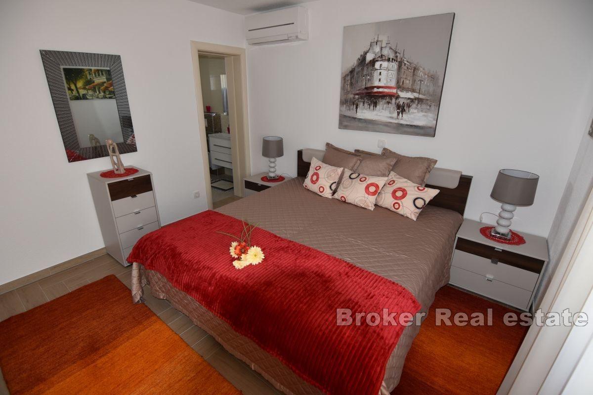 Krásný dům s výhledem na moře