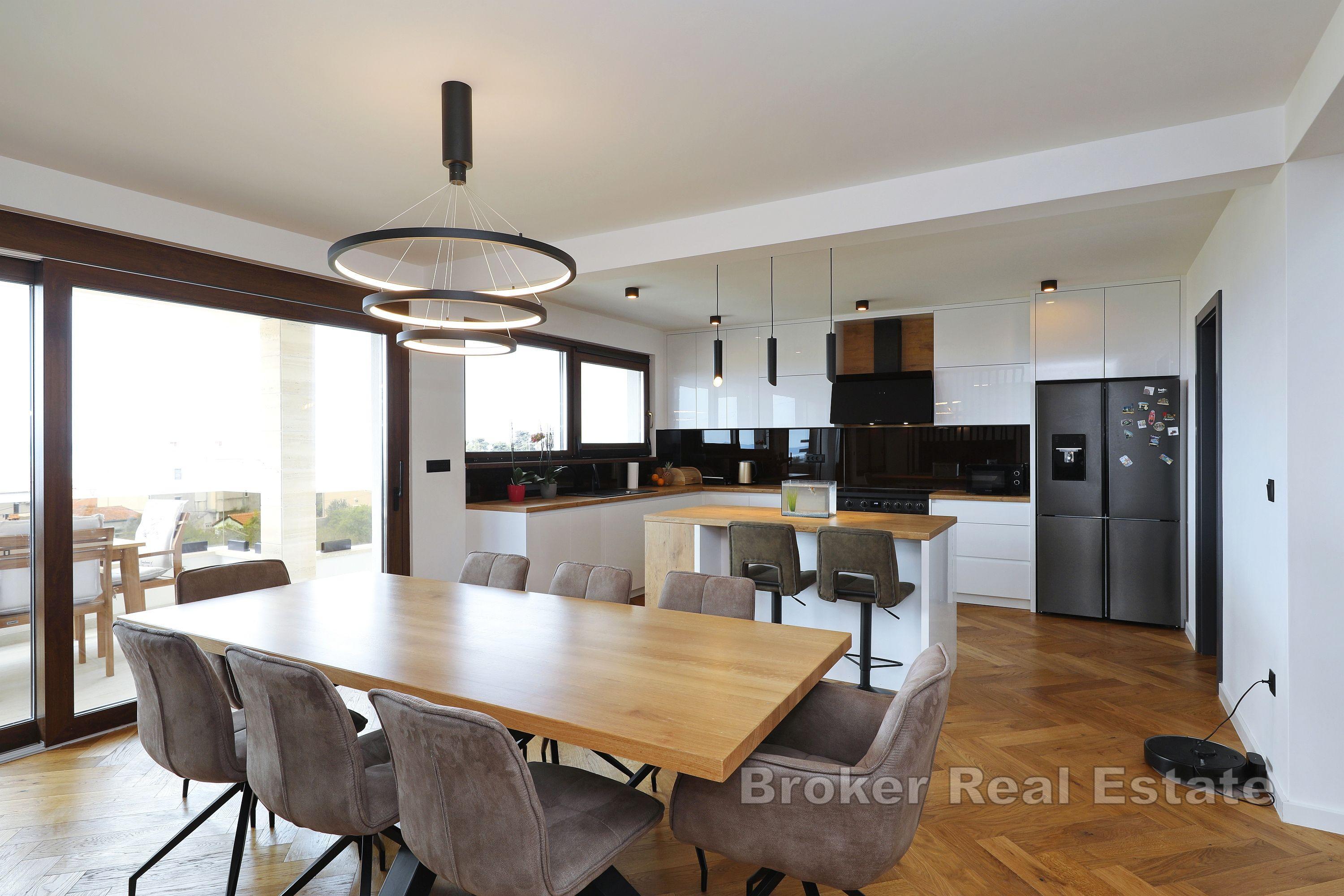 Необыкновенная вилла с видом на море