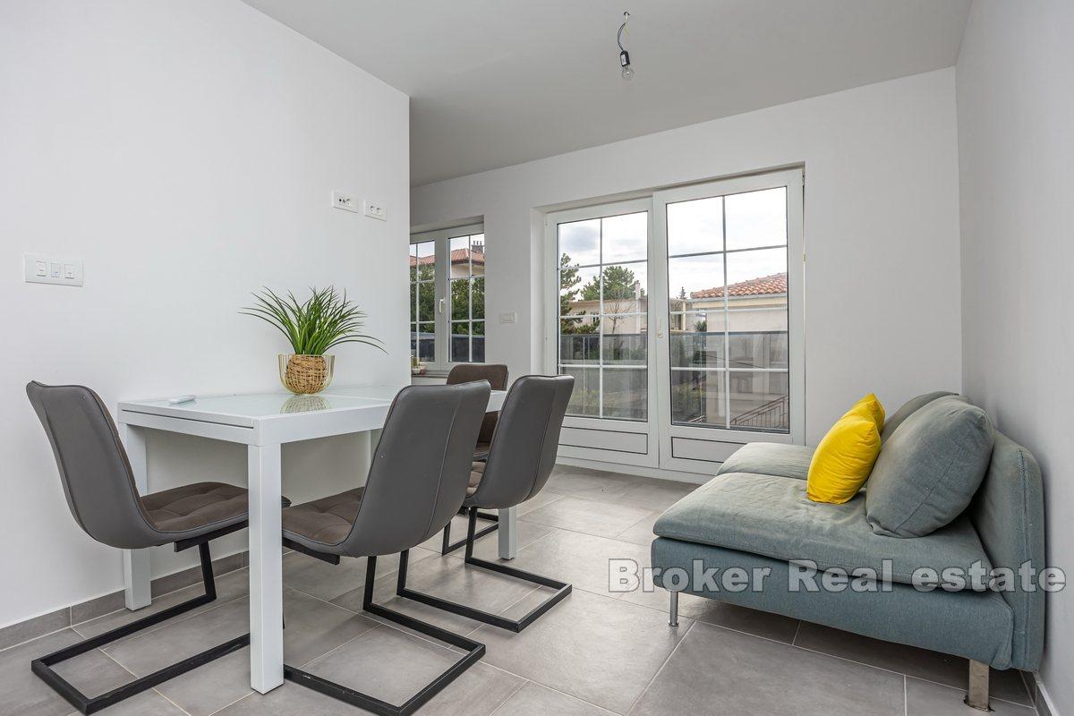 Moderne Wohnung in einem Neubau mit Meerblick