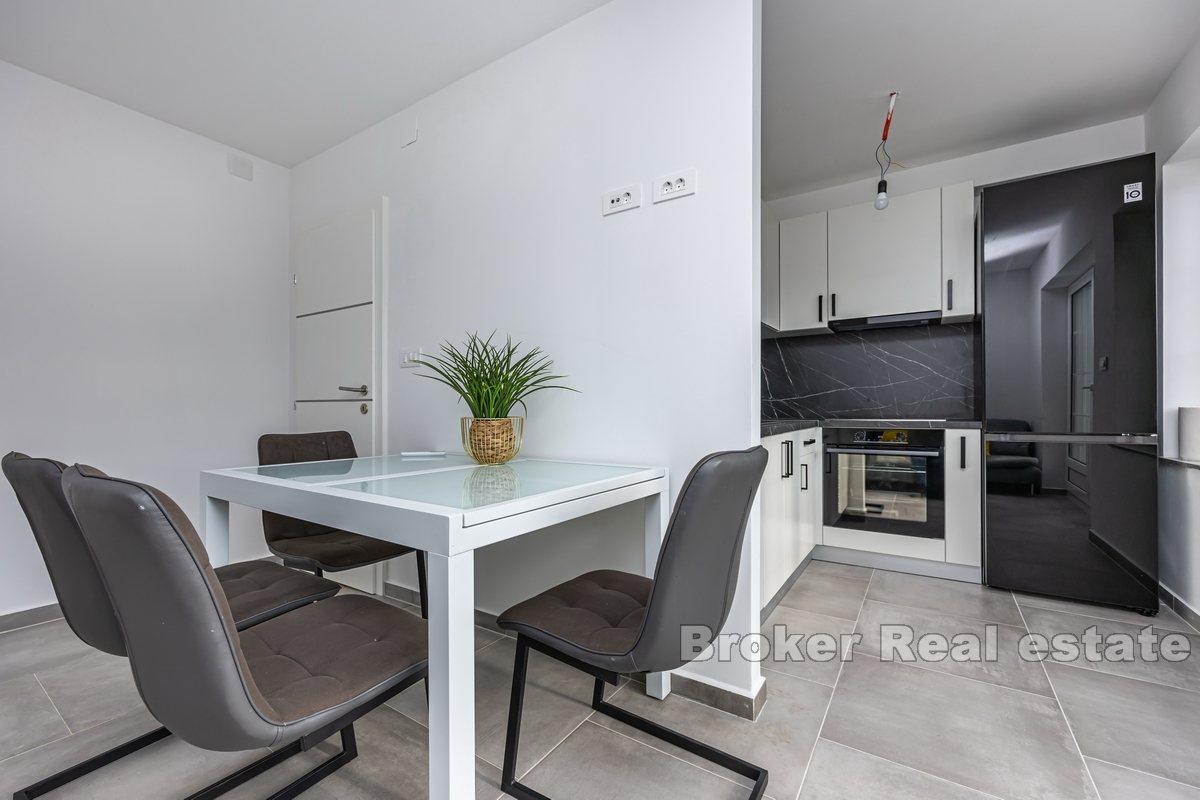 Moderne Wohnung in einem Neubau mit Meerblick