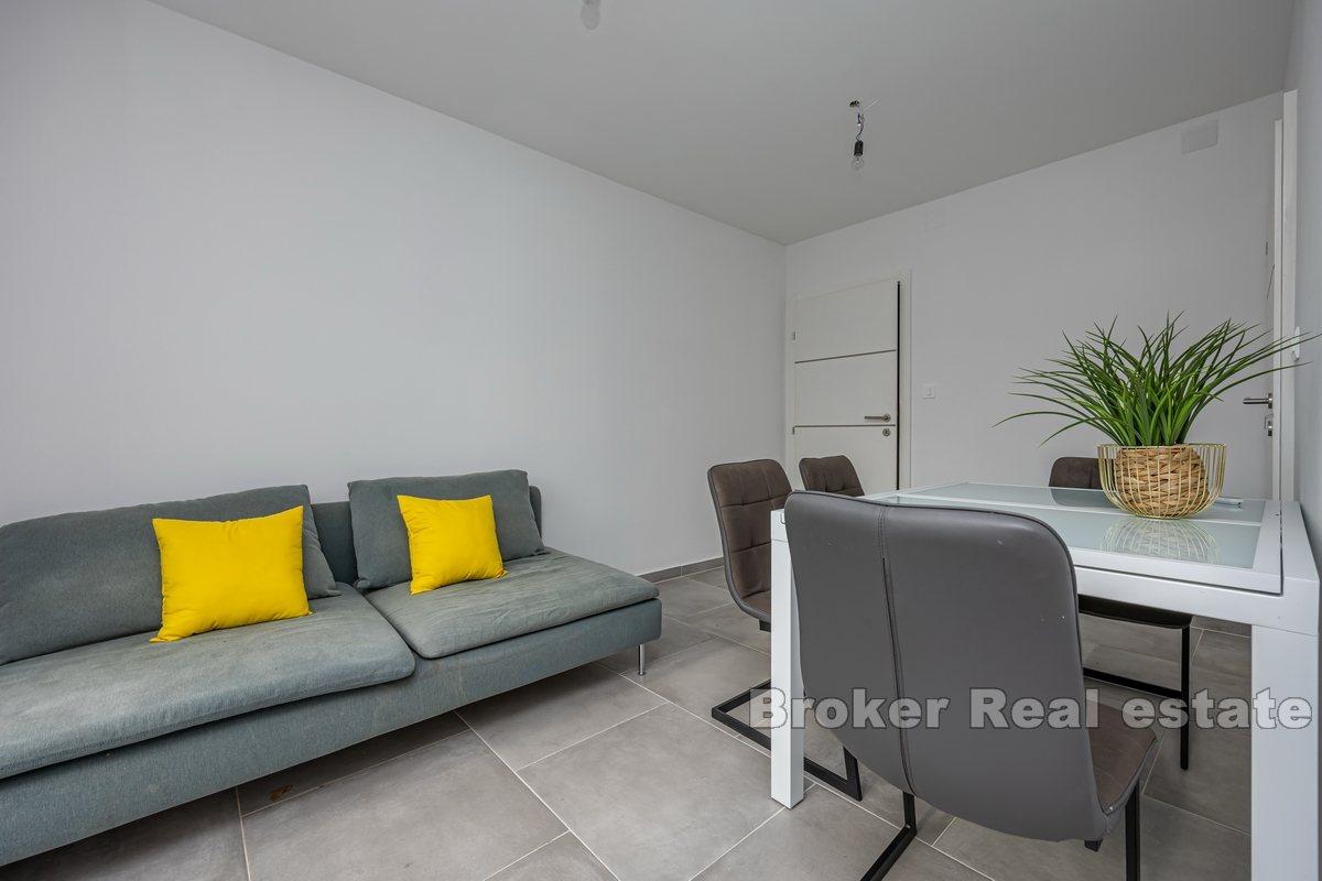 Moderne Wohnung in einem Neubau mit Meerblick