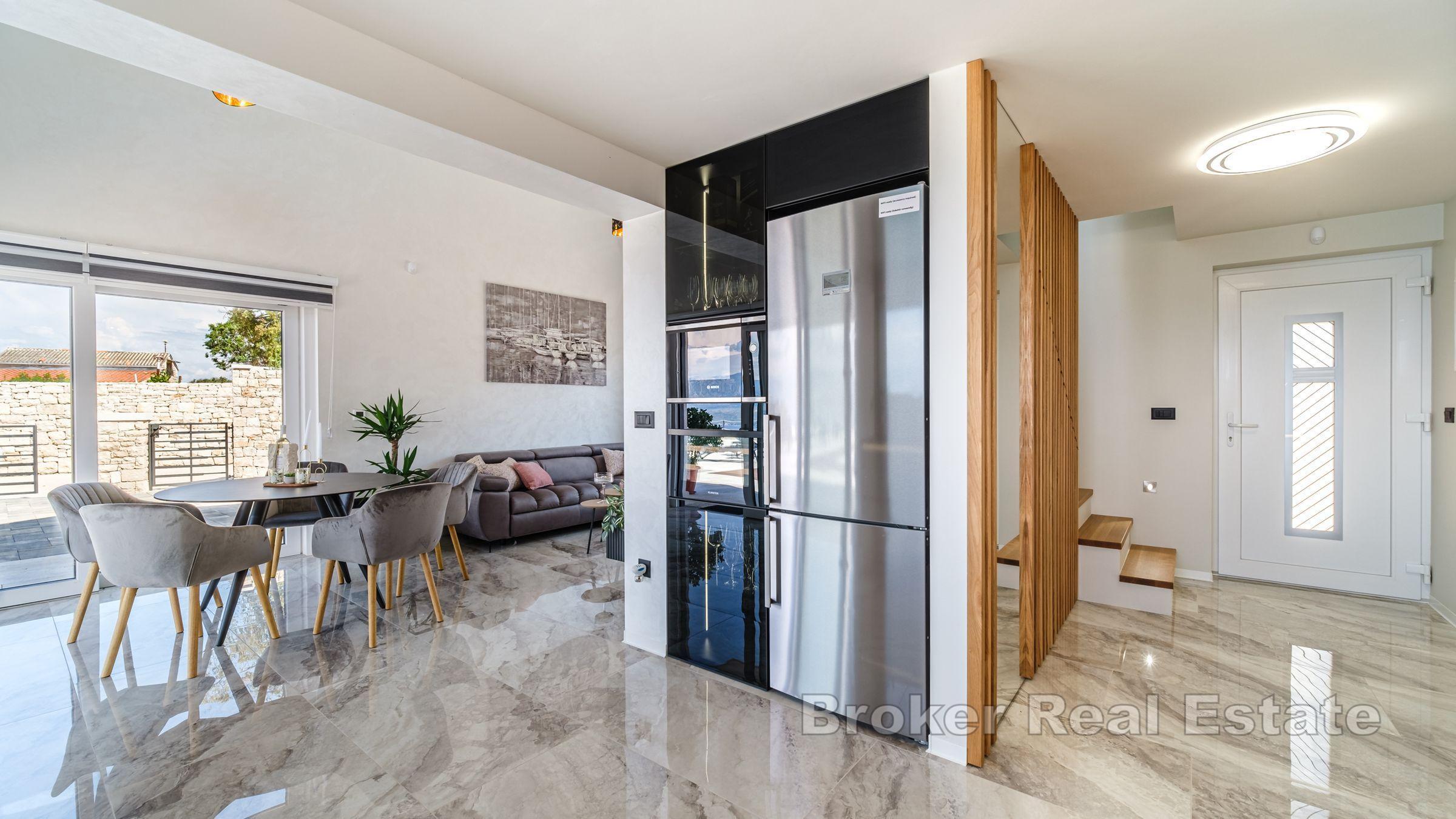 Jedinstvena vila s bazenom