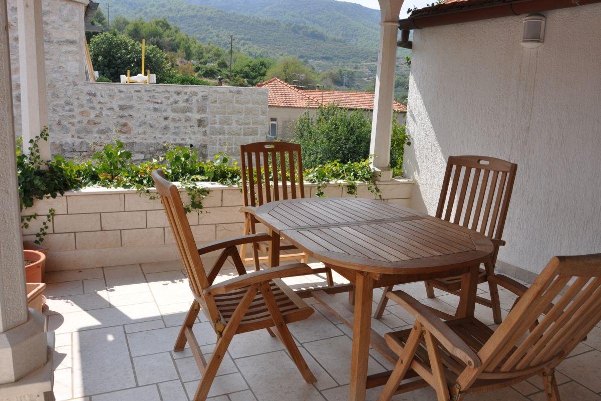 01-5309-30-Hvar-Dalmatian-stone-house-for-sale