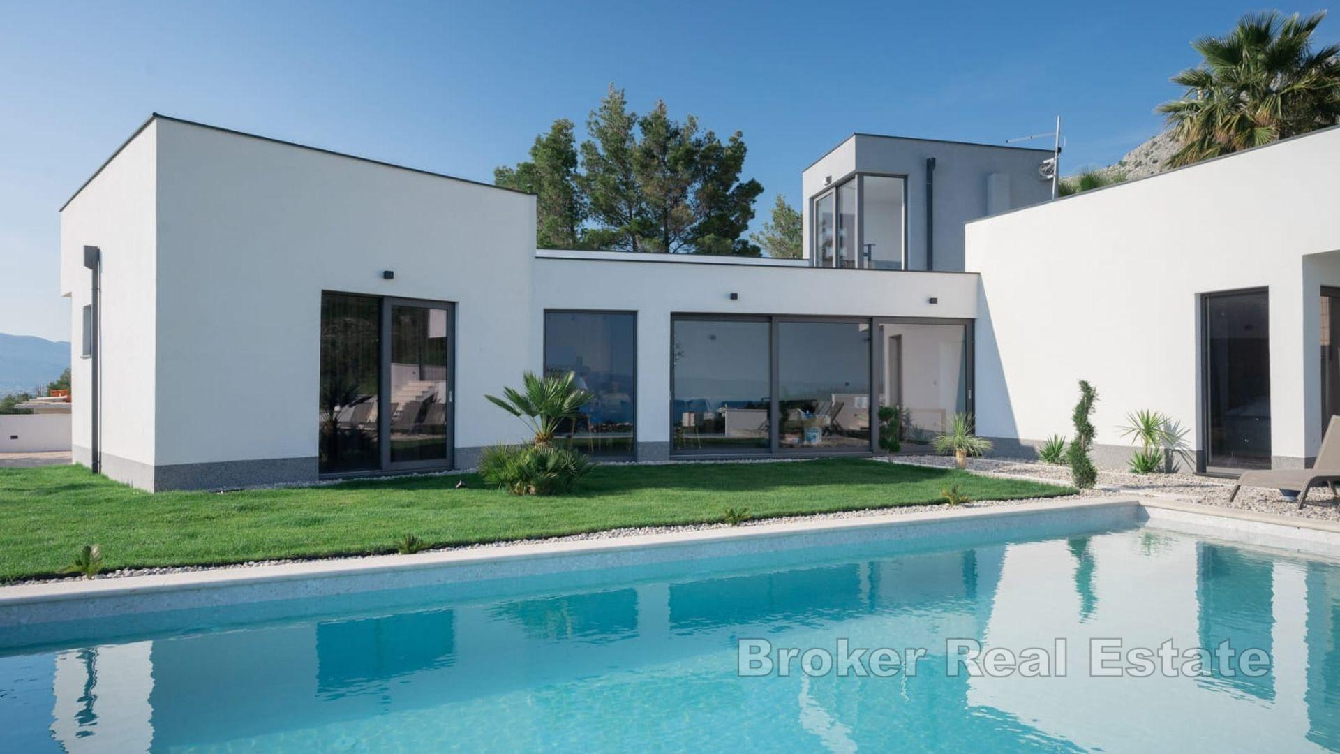 Maison individuelle avec vue panoramique sur la mer