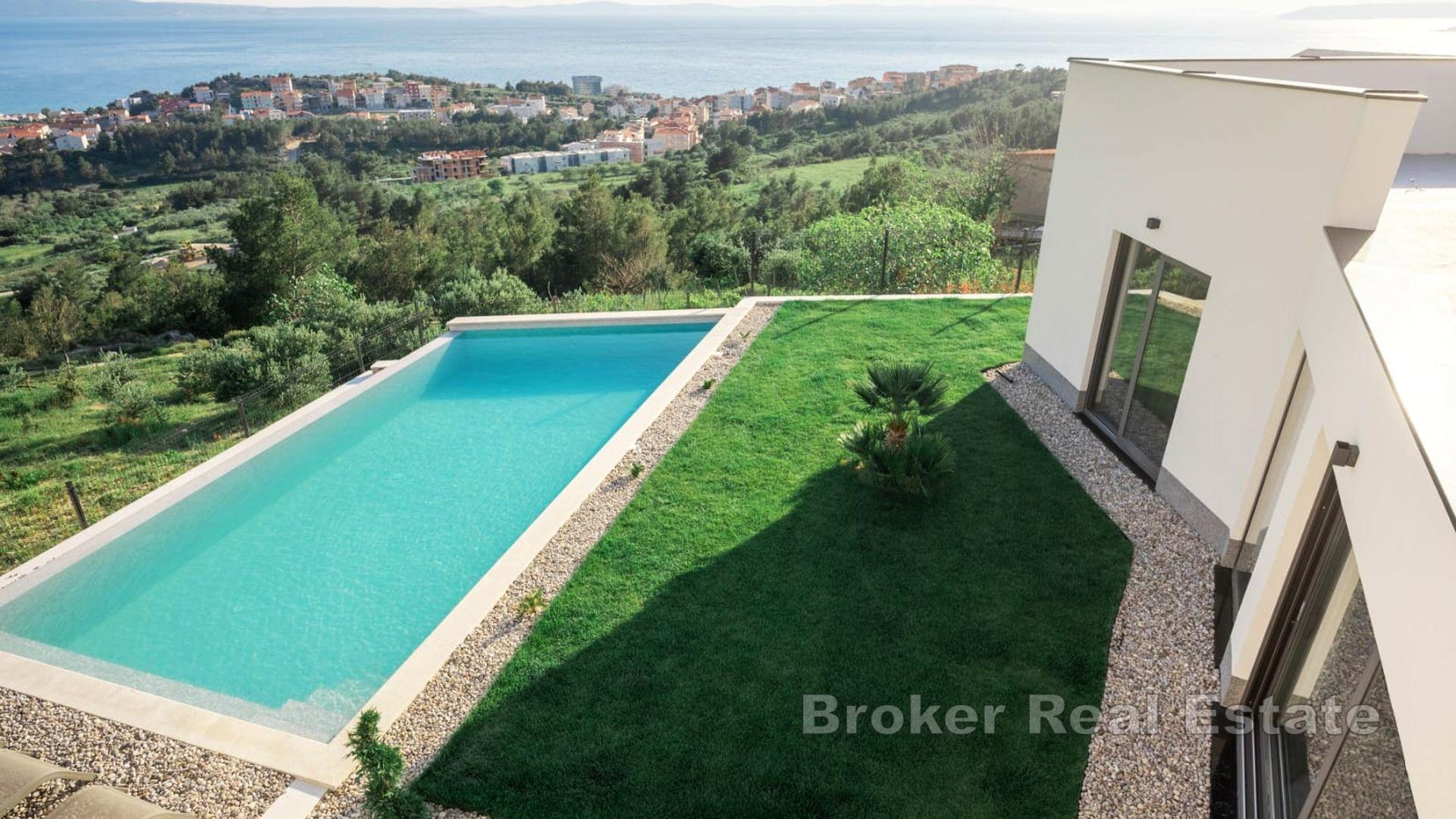 Maison individuelle avec vue panoramique sur la mer