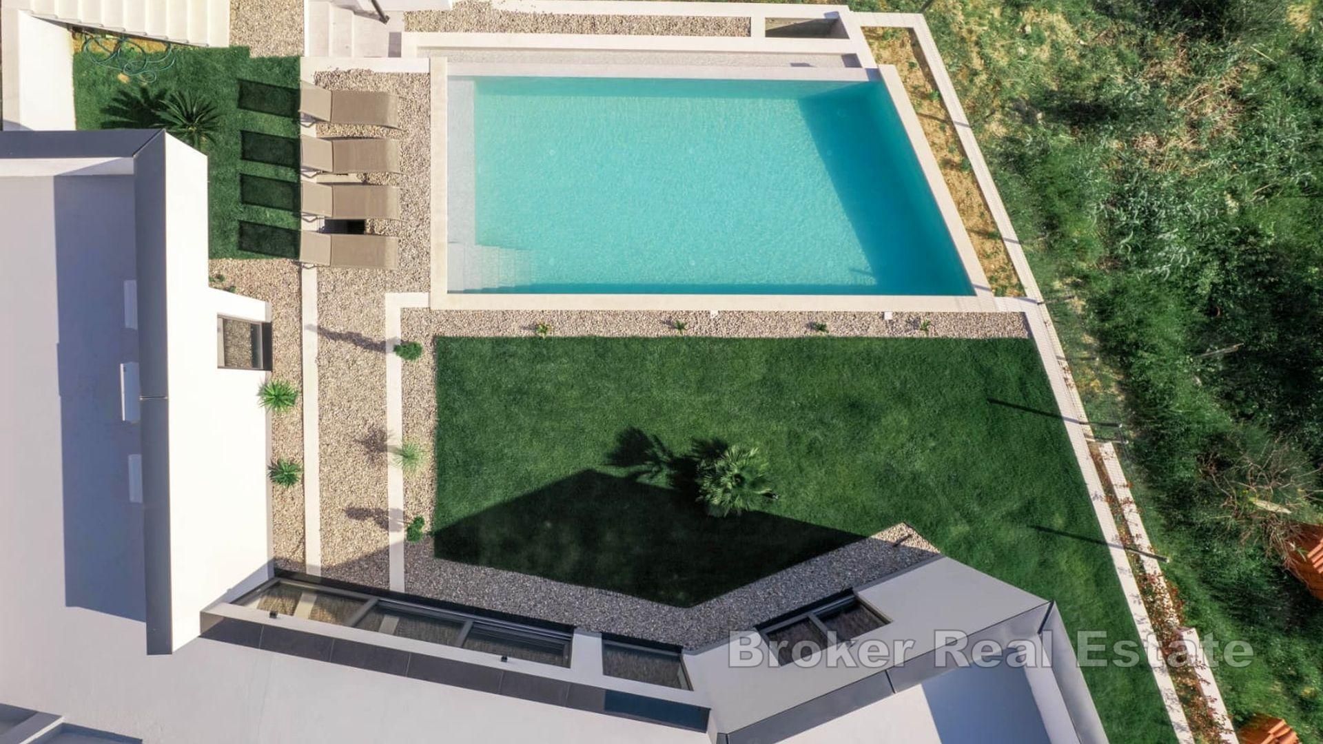 Einfamilienhaus mit Panoramablick auf das Meer