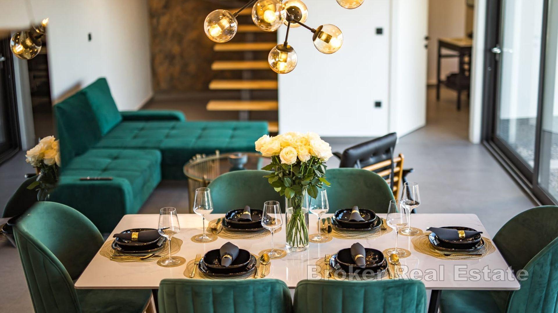 Maison individuelle avec vue panoramique sur la mer