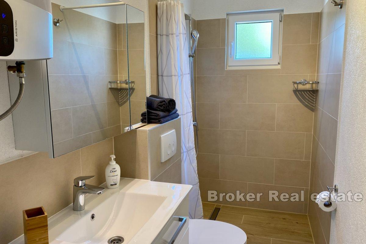 Mehrfamilienhaus mit Meerblick