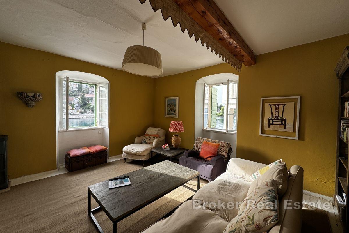 Einzigartige Immobilie in erster Reihe zum Meer