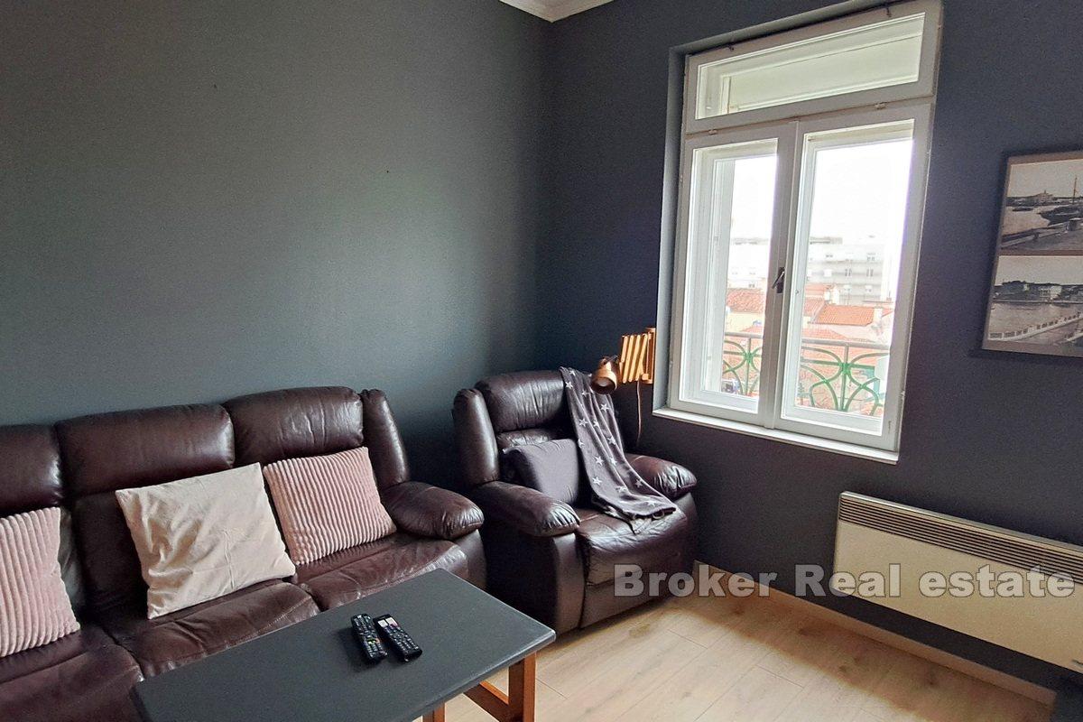 Two-bedroom apartment with a beautiful sea view