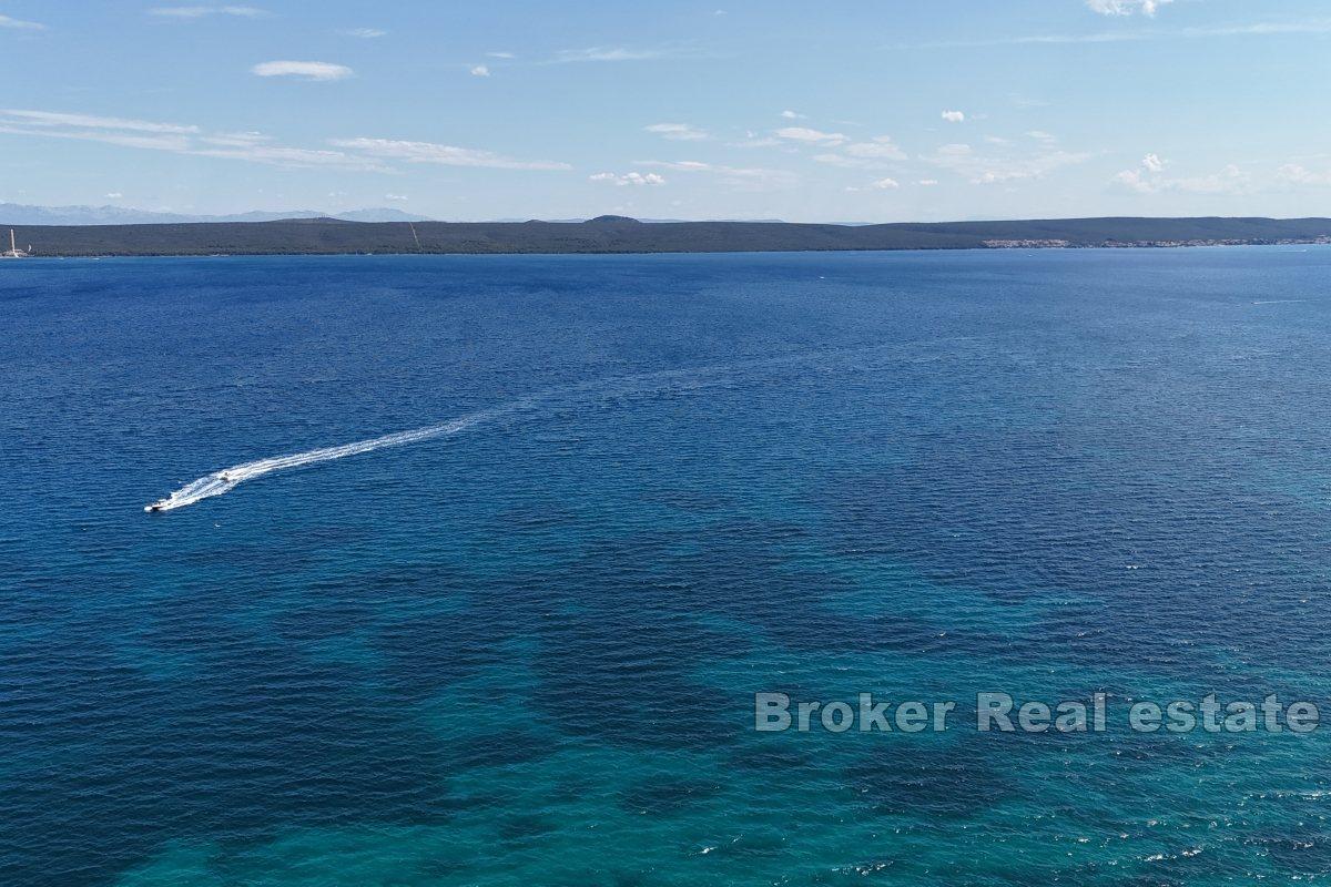 Земля под застройку в непосредственной близости от моря