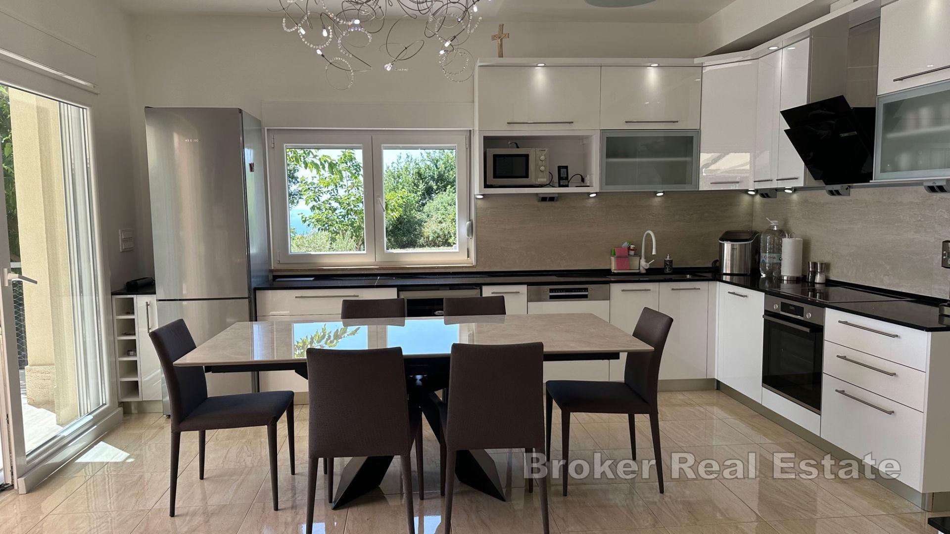 Вилла для отдыха с потрясающим видом на море