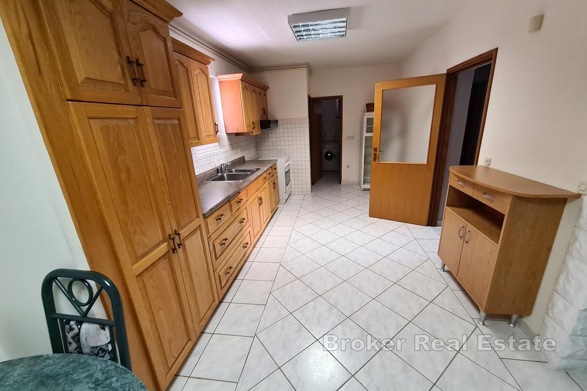 Fristående hus nära stranden