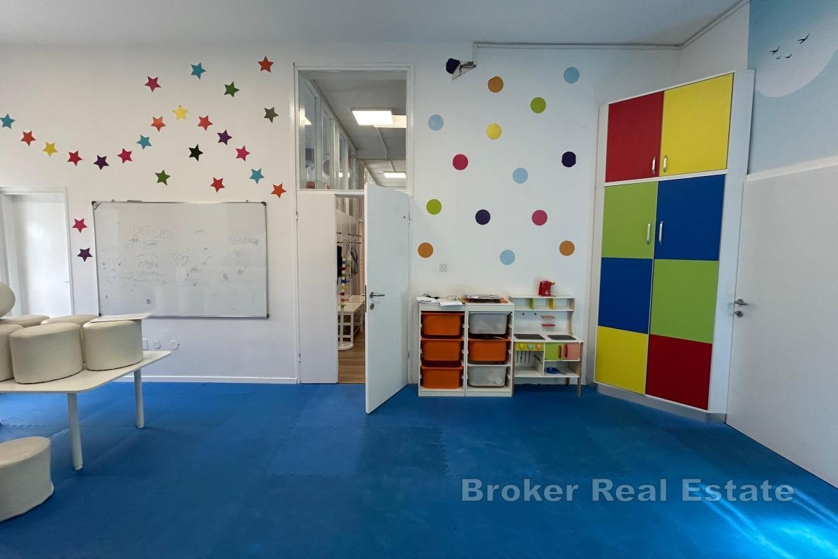 Коммерческое помещение в аренду - в престижном месте в Сплите