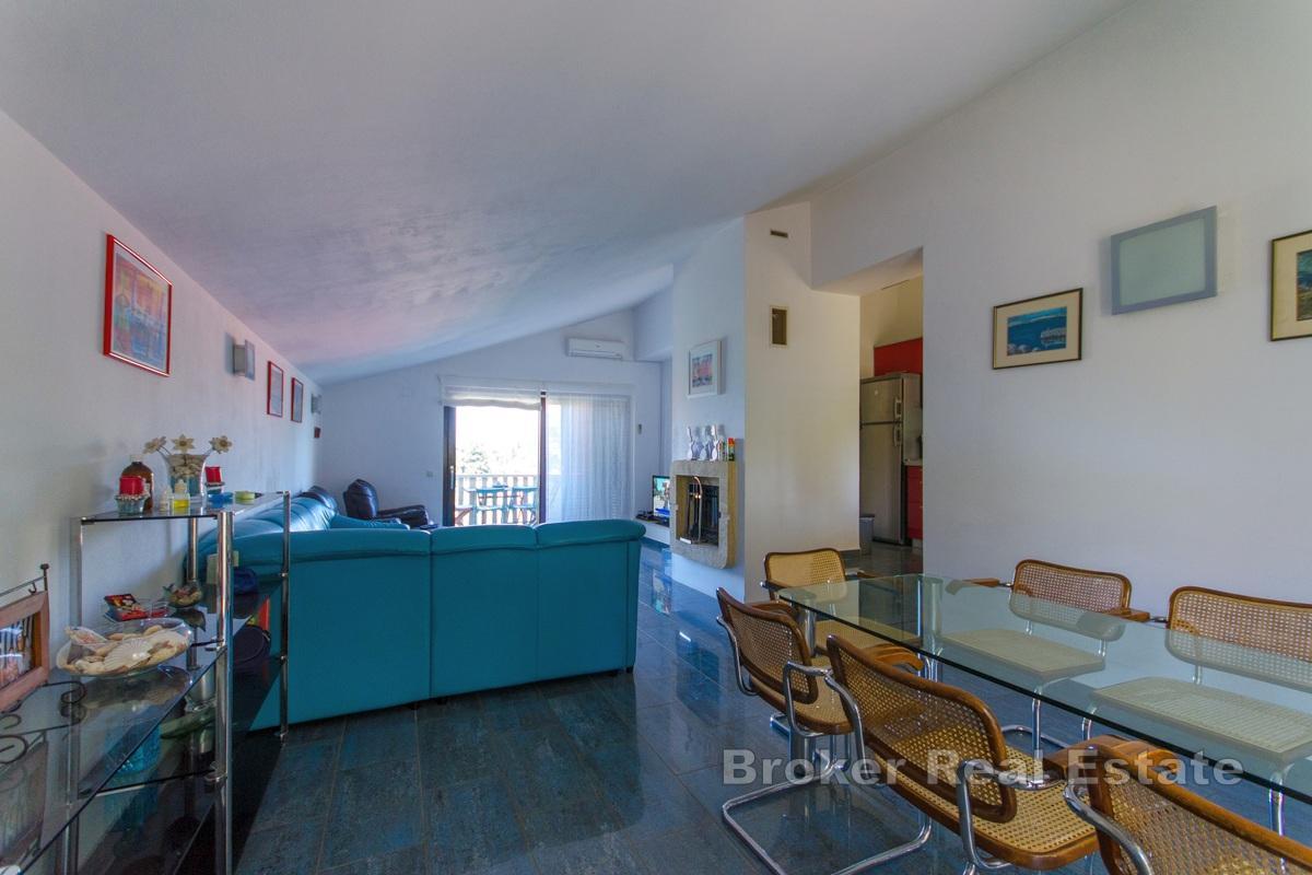 Apartmánový dům s bazénem