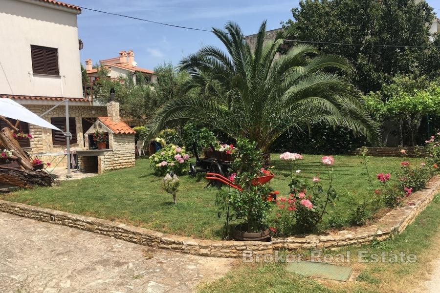 Dvosobni stan u turističkom mjestu