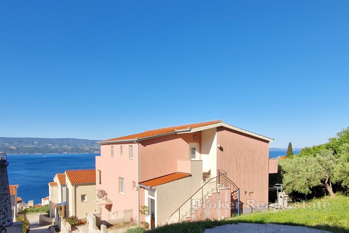 Palazzina con vista mare