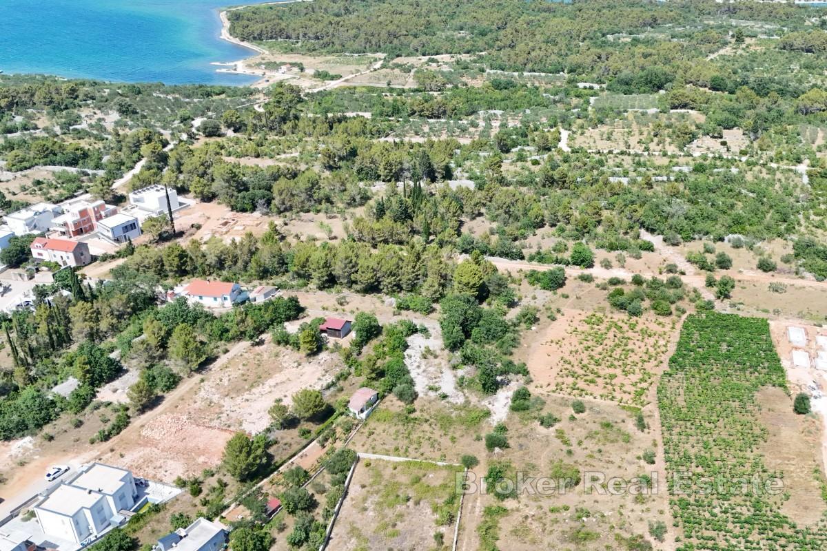 Terreno edificabile con progettazione concettuale