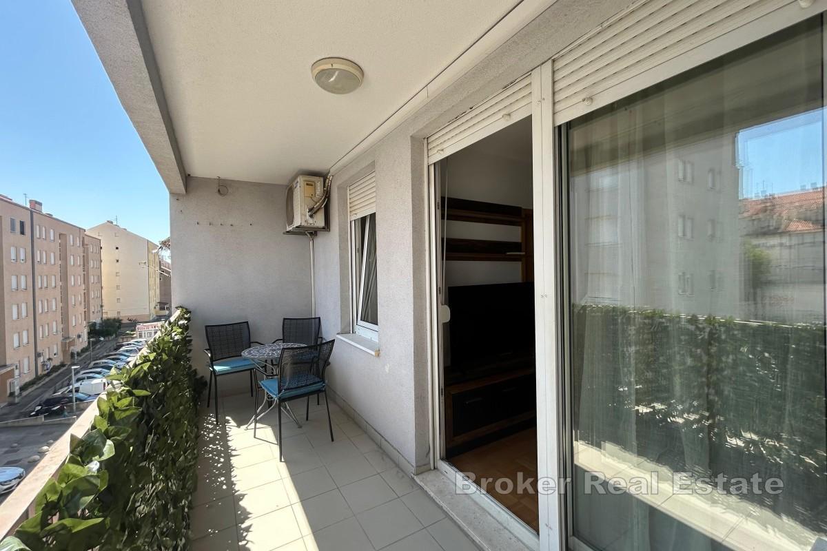 Fullt möblerad lägenhet i lugnt läge