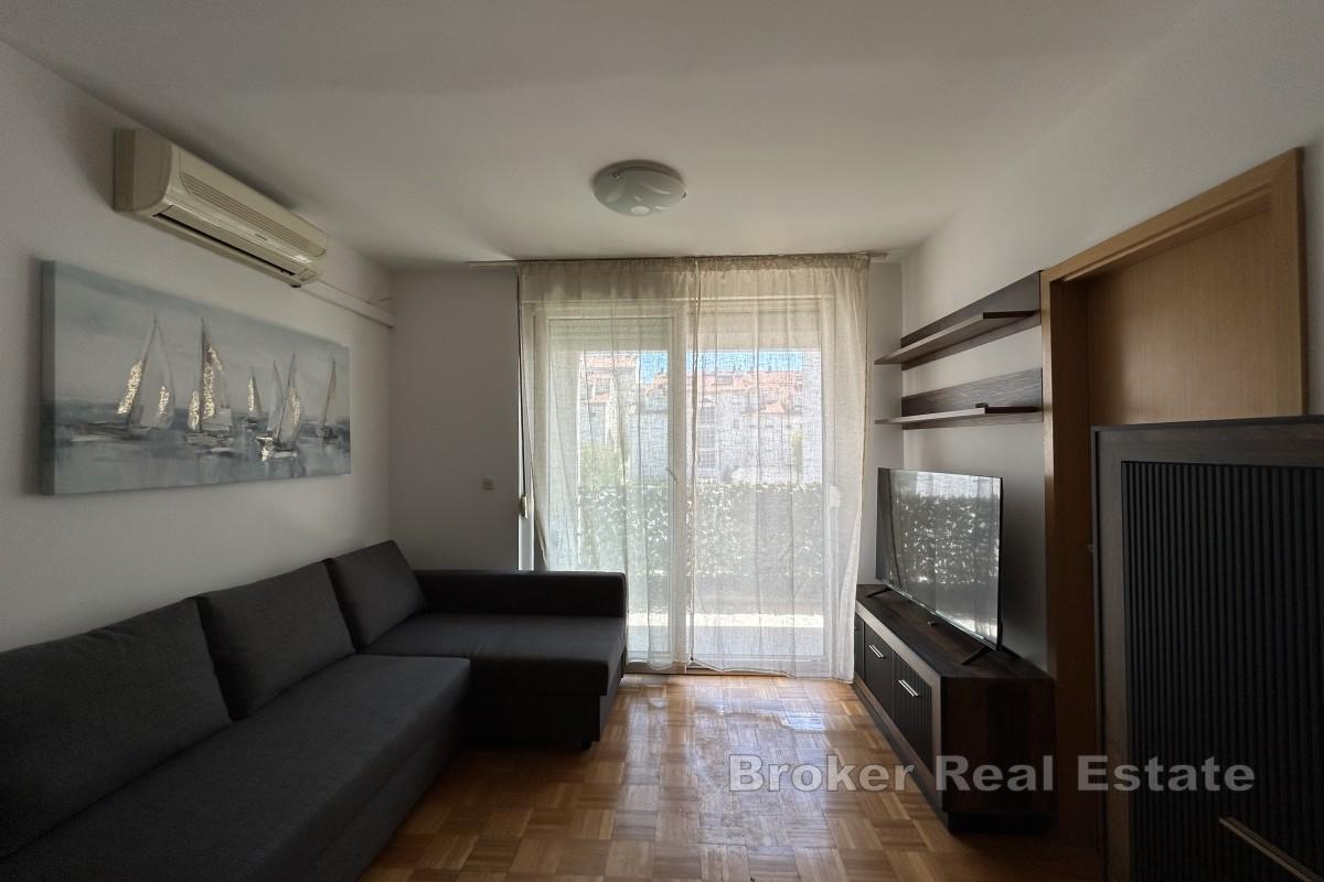 Fullt möblerad lägenhet i lugnt läge