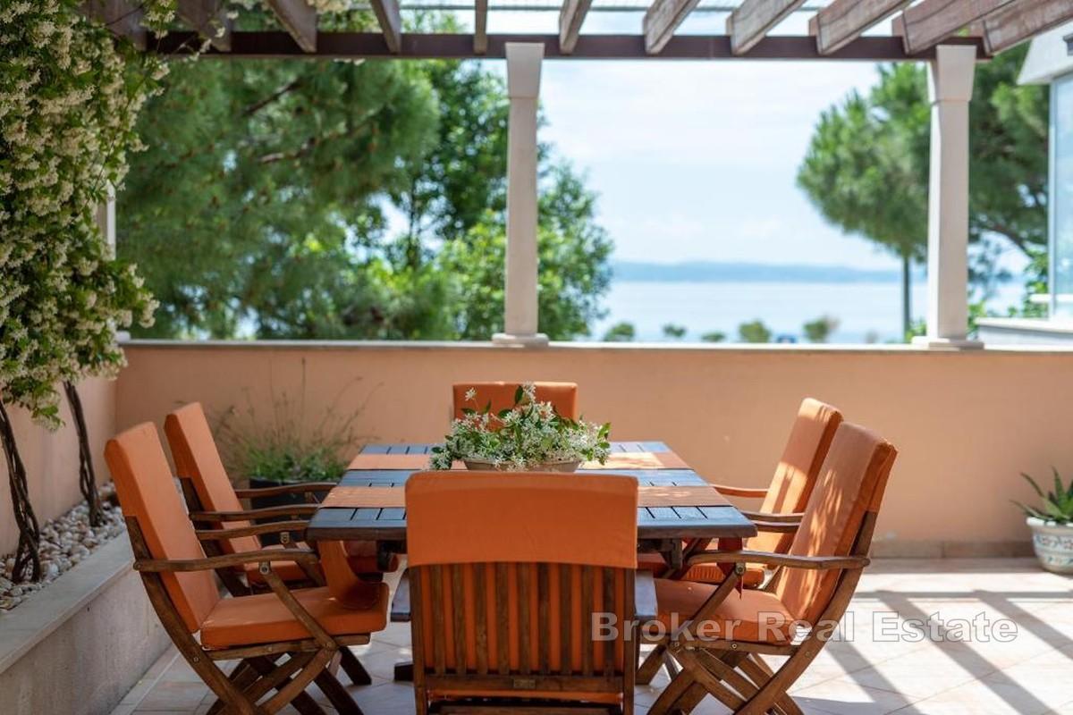 Przestronny apartament z trzema sypialniami w atrakcyjnej lokalizacji