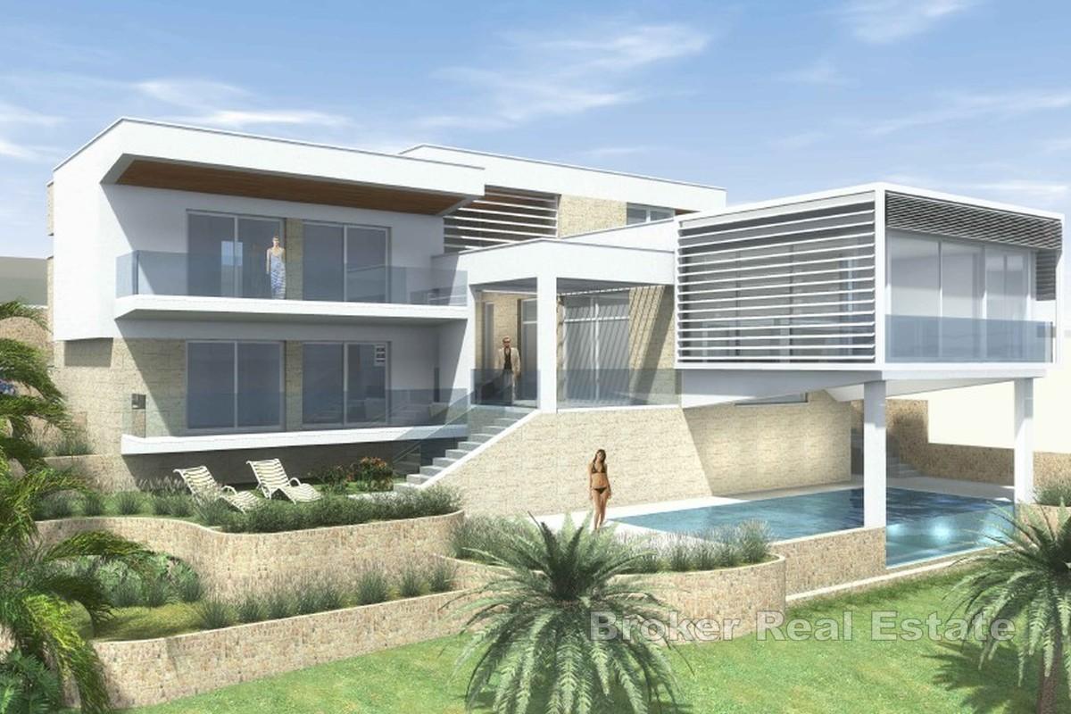 Atraktivní stavební pozemek v první řadě u moře