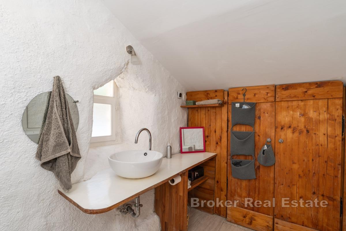 Charmig fastighet i hjärtat av naturen