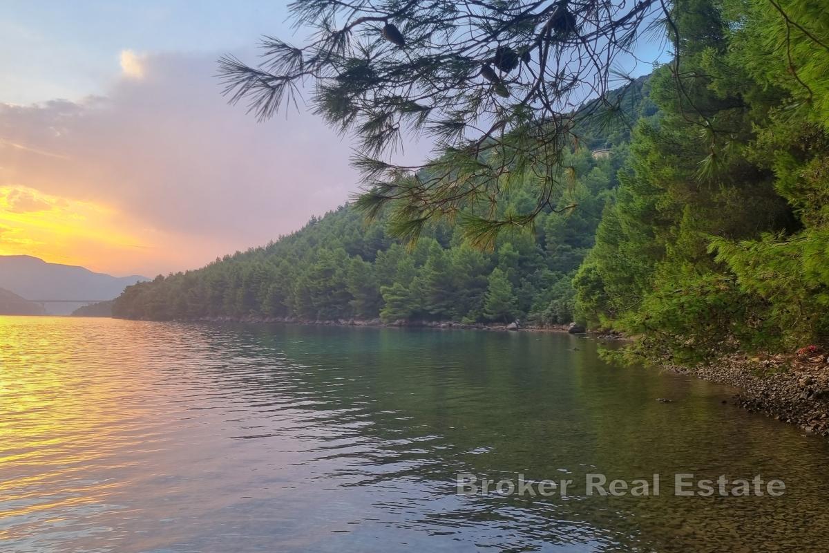 Земельный участок в исключительном месте