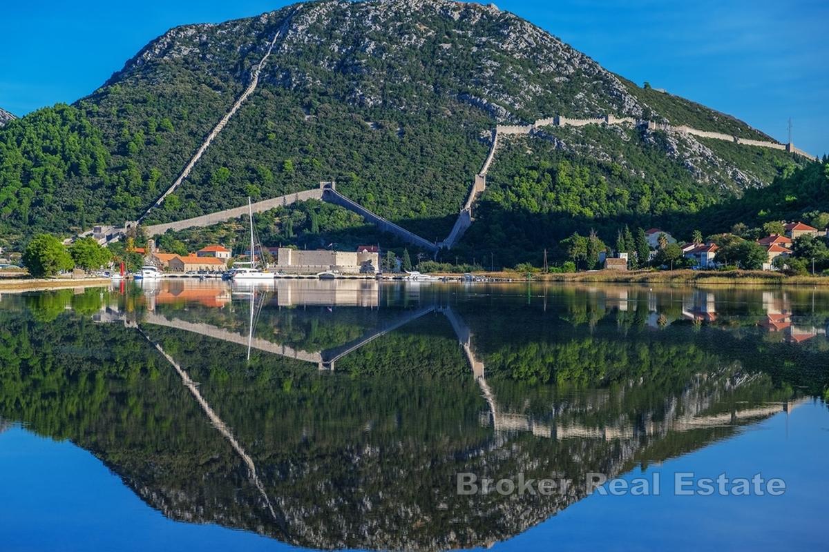 Terrain dans un cadre unique
