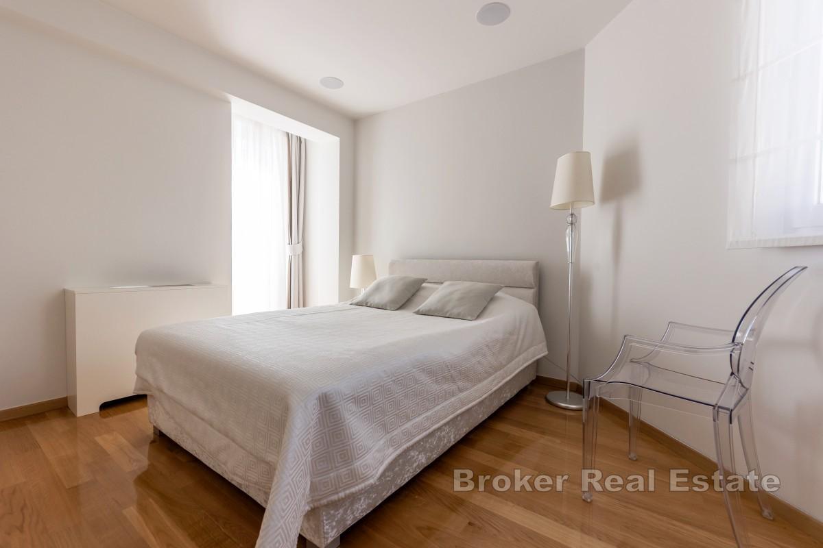 Luksuzna vila u elitnoj četvrti