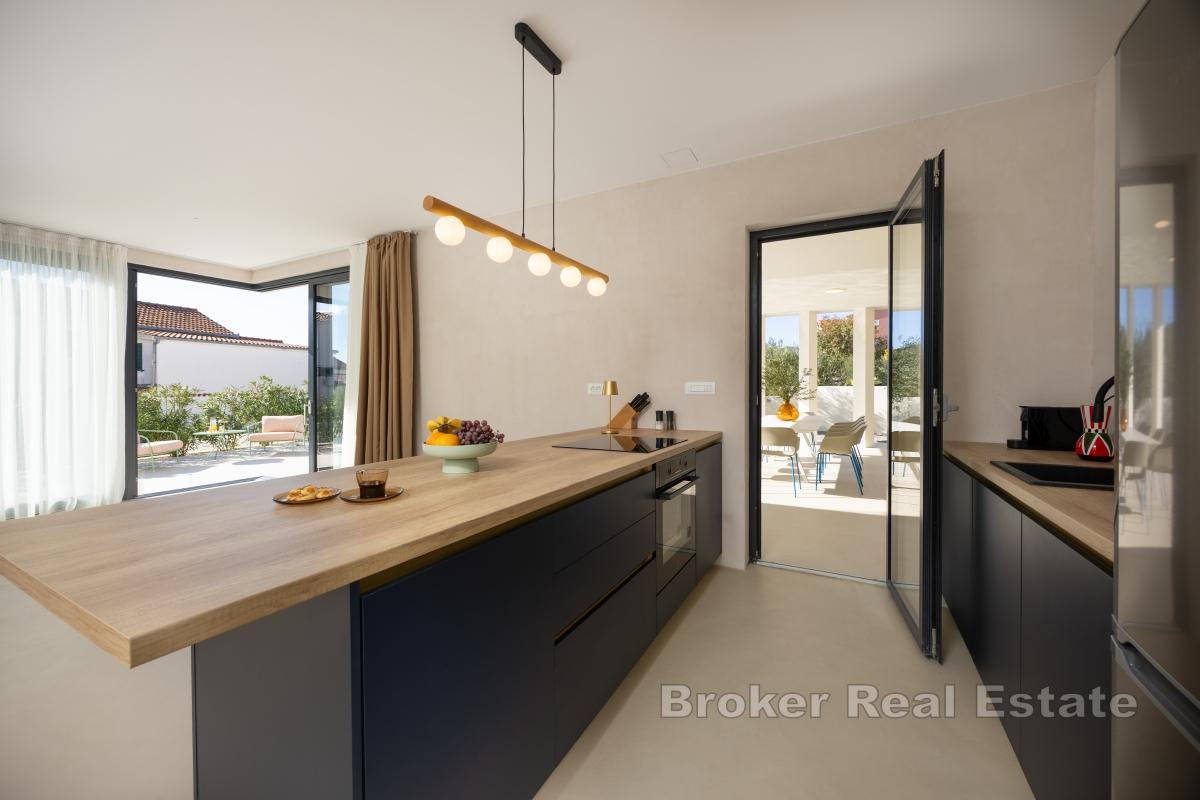 Vila s bazénem u pláže