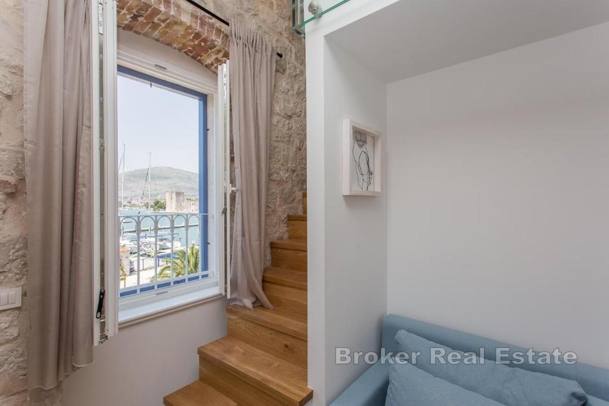 Hotel s uhodanim poslovanjem, prvi red do mora