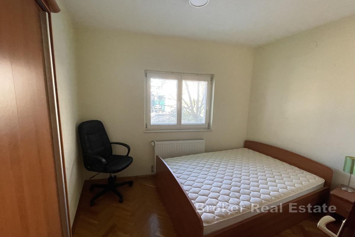 Fristående hus i två plan