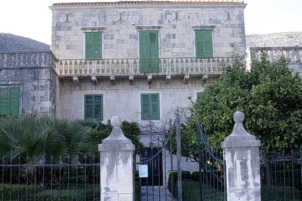 001-5463-30-Dubrovnik-Unique-seafront-property-for-sale