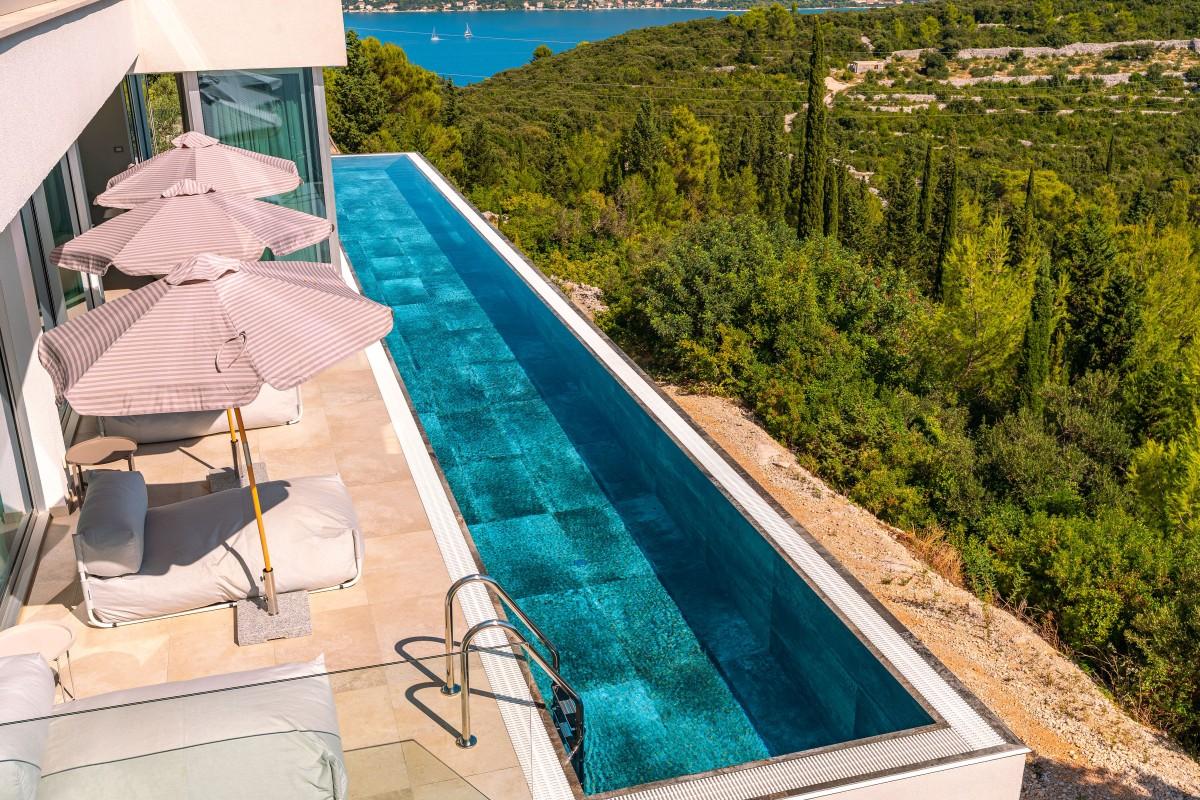001-5469-30-Korcula-Modern-villa-with-infinity-pool-and-open-views-for-sale