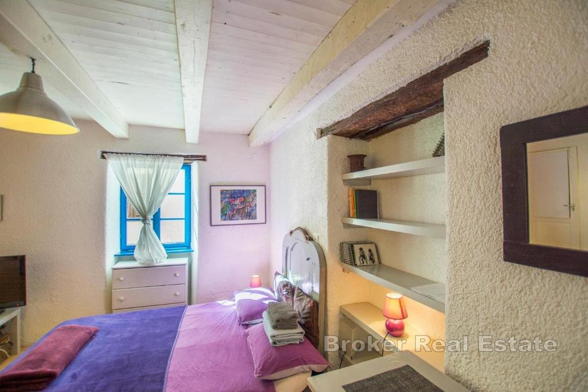 Kamena kuća u povijesnom centru