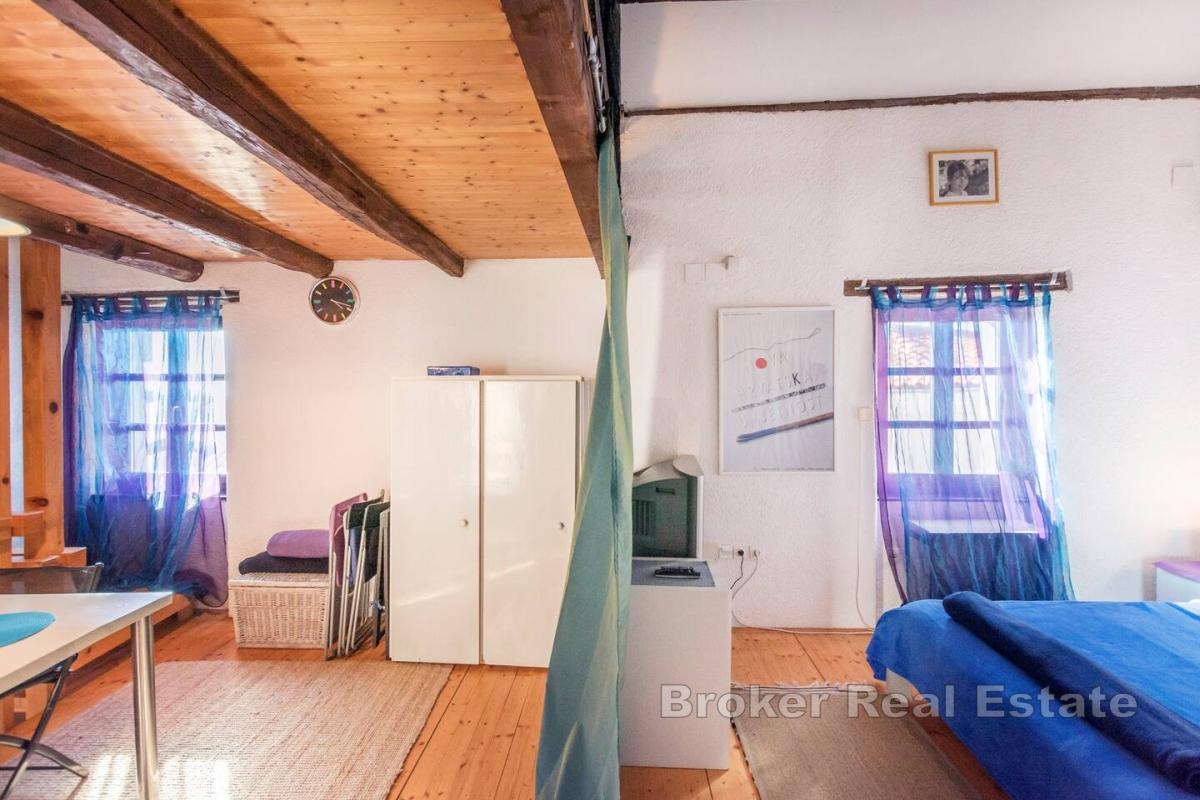 Каменный дом в историческом центре