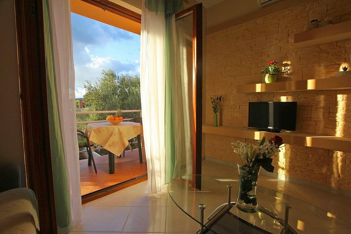 001-5481-30-Zadar-Area-Apartment-house-near-the-sea-for-sale