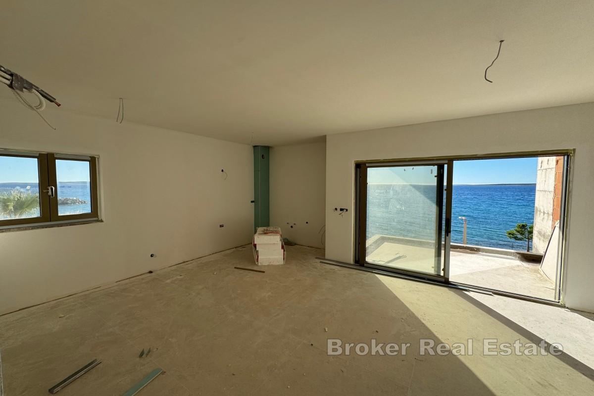 Zwei-Zimmer-Apartment mit Meerblick