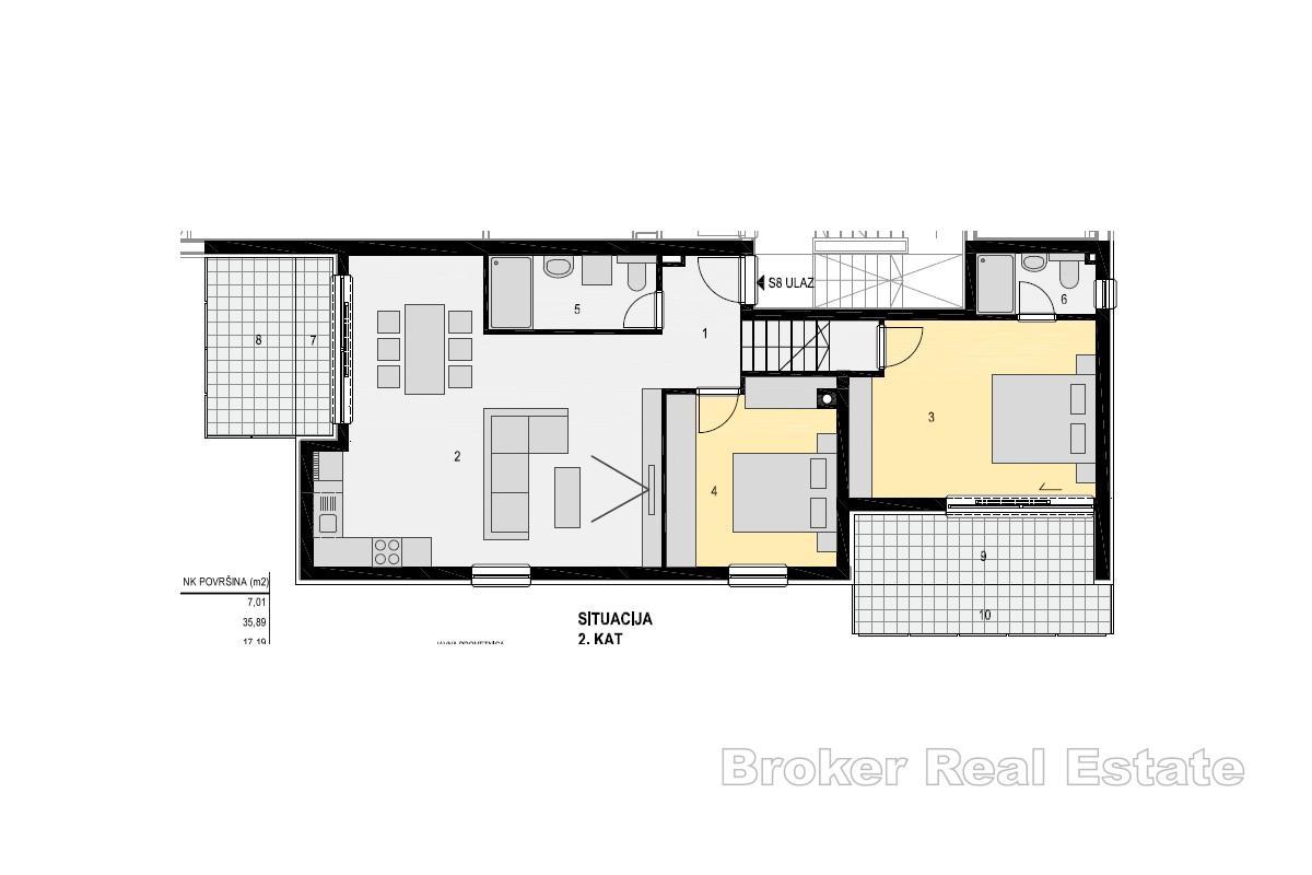 Dvosobni apartman u prvom redu do mora