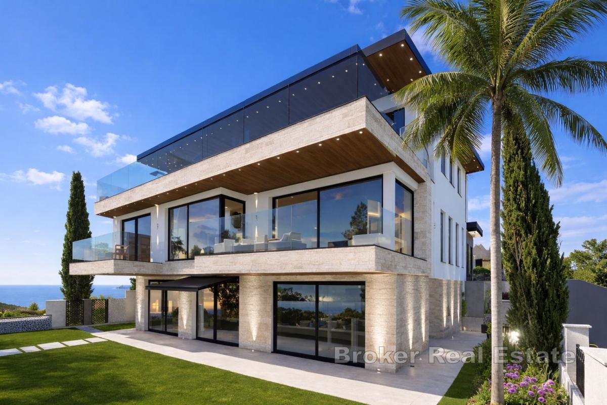 Luxuriöses Penthouse mit Meerblick