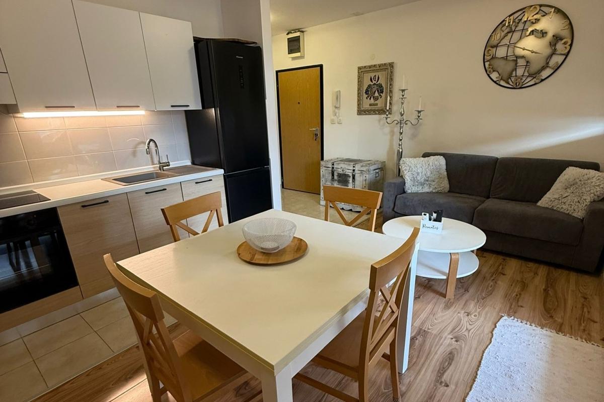 001-5508-30-Brac-One-bedroom-apartment-with-garden-for-sale