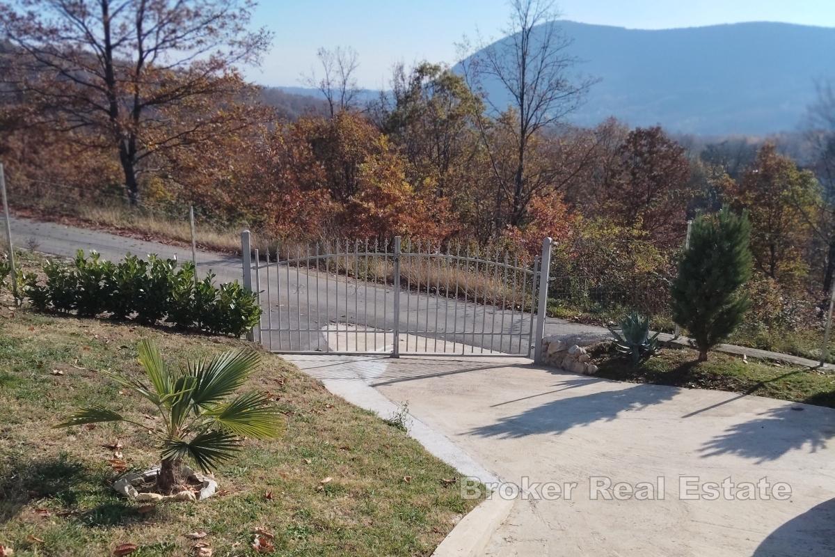Samostojeća kuća unutar parka prirode