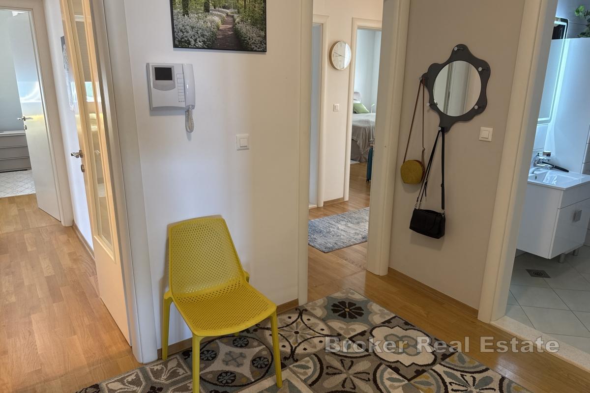 Geräumige 4-Zimmer-Wohnung in Strandnähe