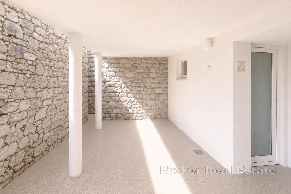 Maison traditionnelle en pierre à rénover