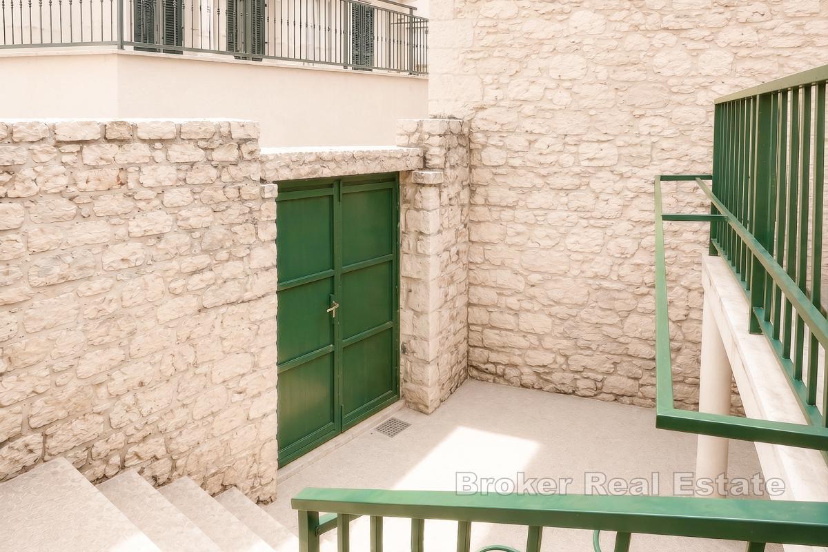 Maison traditionnelle en pierre à rénover