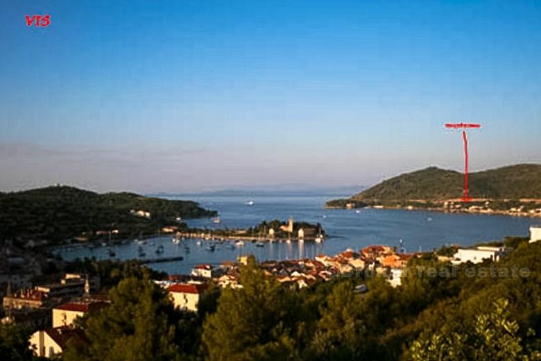 Terreno edificabile, seconda fila, in vendita.